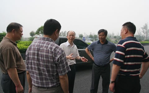 寧波江東區(qū)委書記一行來(lái)杭機(jī)股份視察